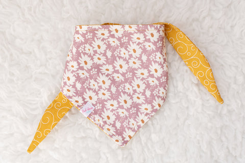 Daisies on Purple with Gold